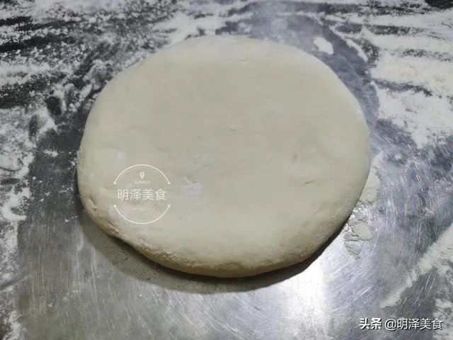 怎样做油酥饼?里面的油酥怎样做?详细的做法步骤图有吗?