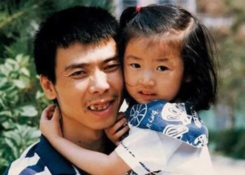 徐帆女儿近况曝光 身世之谜被扒出