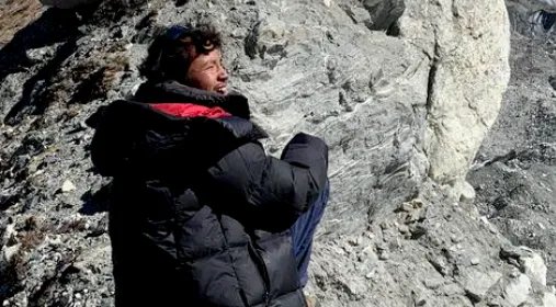 “西藏冒险王”王相军遗体至今没有被找到，同伴小左在事发后做了些什么？