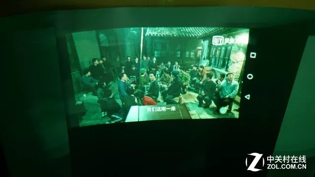 青橙VOGA 2 AI激光投影手机 把电影院装兜里