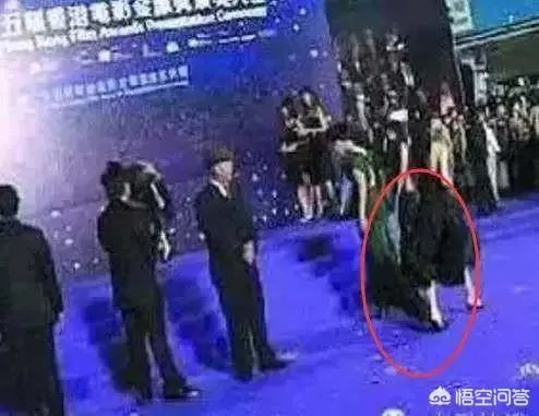 曾经在娱乐圈中红极一时的女明星张静初。为什么惨遭雪藏?