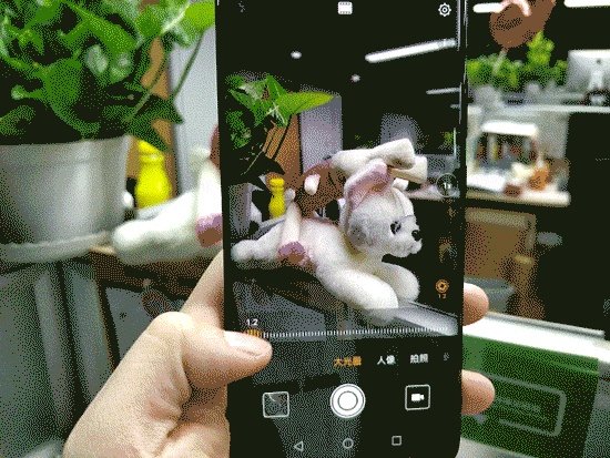 替保时捷定个小目标 抢先入手华为MateRS