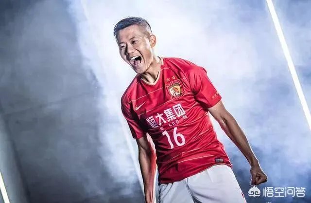 恒大0:2落后北京人和,为什么卡纳瓦罗最先换下郑智?