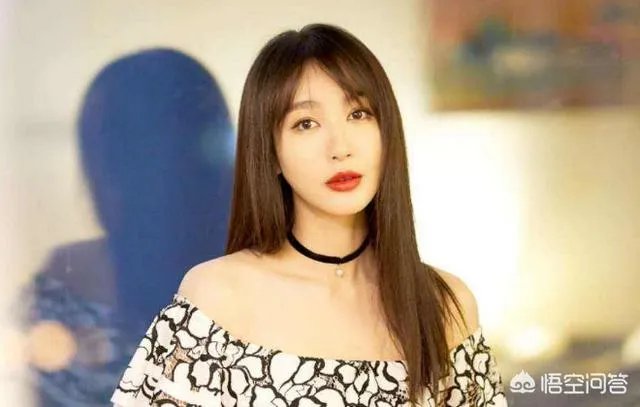 李菲儿是谁?为何近日频频上热搜?