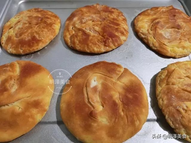怎样做油酥饼?里面的油酥怎样做?详细的做法步骤图有吗?
