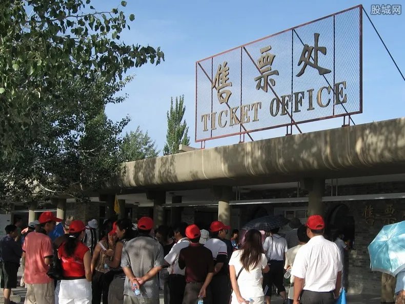 马戏团排练出意外 买票去看马戏团表演值得吗